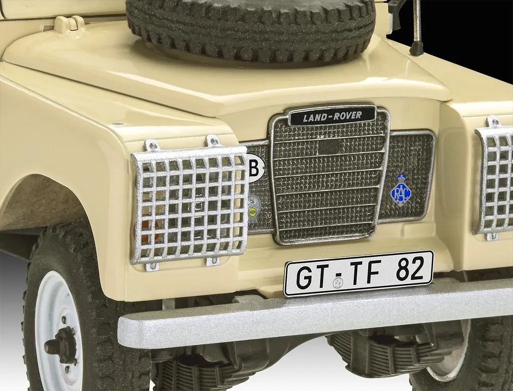 Збірна модель-копія Revell Автомобіль Land Rover Series III LWB 1:24 (RVL-67056) - фото 6