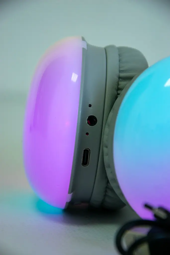 Бездротові навушники великі ігрові для пк з RGB LED підсвічуванням Welike WK-30 BT Disco Pulse - фото 4