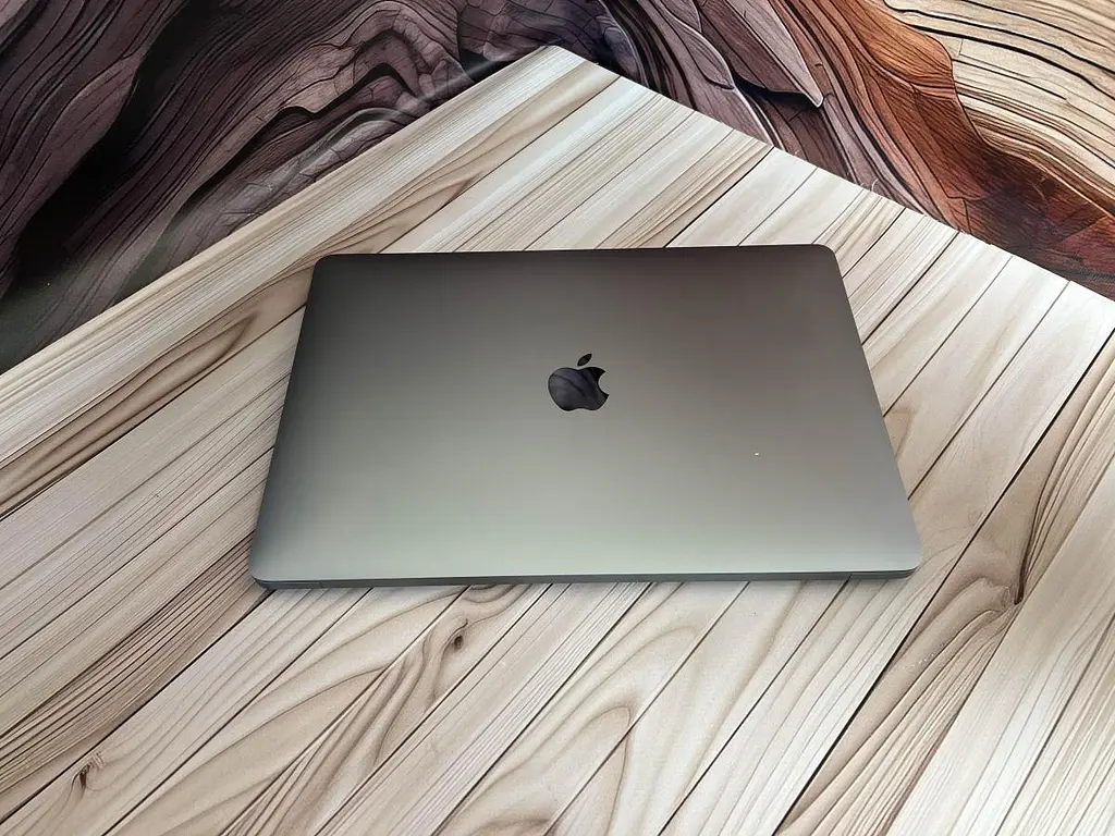 Ноутбук Apple MacBook Air 13" 2020 M1/8/256 (FVFHHJSWQ6L4) Б/в - фото 8