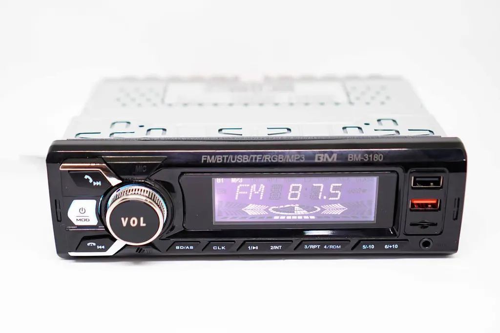 Автомобільна магнітола 1DIN з Bluetooth, RGB-підсвіткою та LCD-дисплеєм, ресивер в авто з підтримкою USB, TF/microSD і AUX, MP3 - фото 6