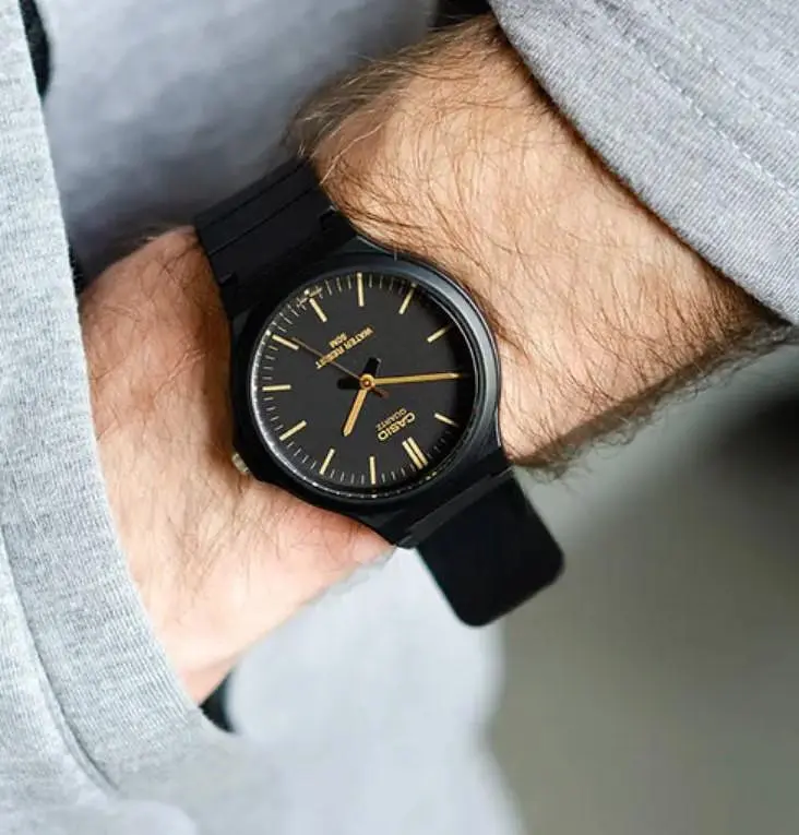 Годинник Casio MW-240-1E2VEF - фото 3