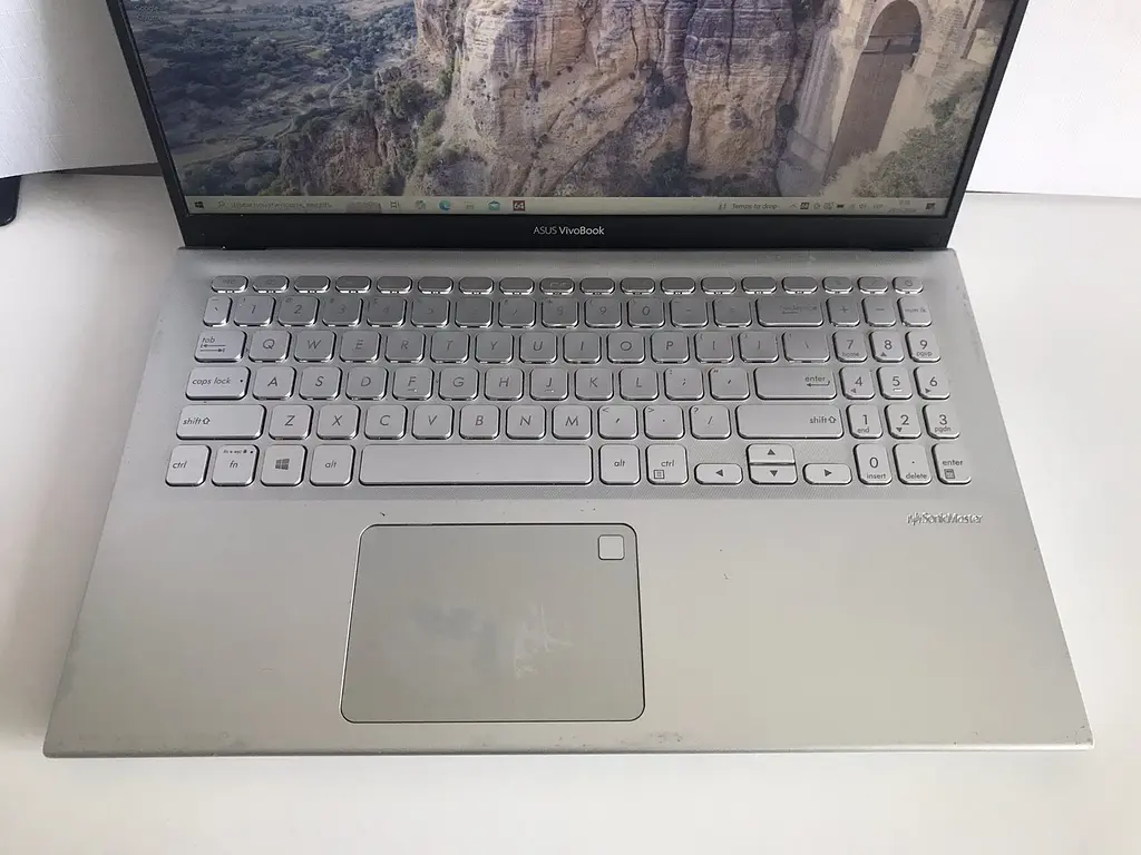 Ноутбук ASUS VivoBook F512J (i3-1005G1 / 12GB / SSD 256GB / 15.6" 1920x1080) б/у - фото 3