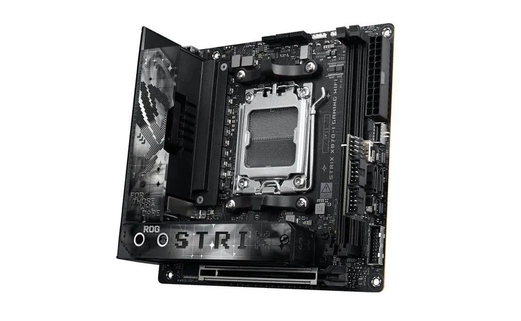 Материнская плата Asus ROG STRIX X870-I GAMING WIFI - фото 2