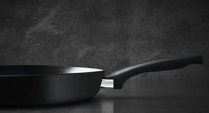 Сковорода Tefal Hard Titanium On 28 см (G2880632), з тришаровим титановим антипригарним покриттям Titanium 3Х - фото 4