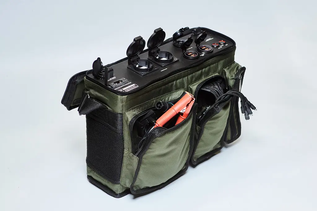 Многоканальный блок питания Charger Bandera Power-255 S для быстрой зарядки и освещения - фото 6