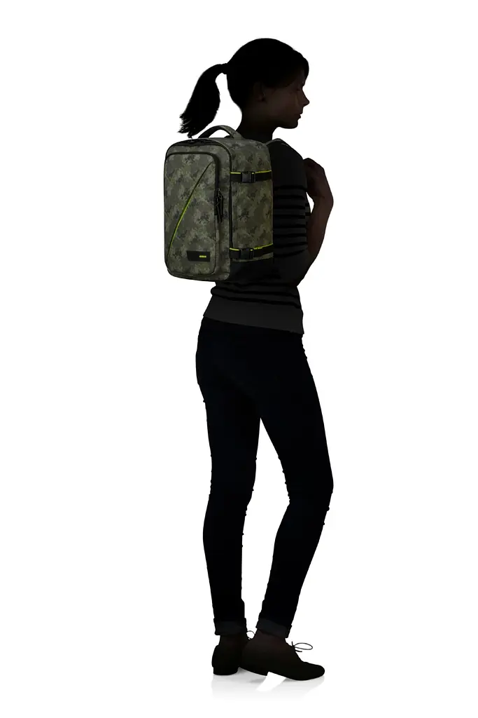 Рюкзак S American Tourister TAKE2CABIN DISNEY DONALD DUCK CAMO 40x25x20 62C*27001 - фото 5