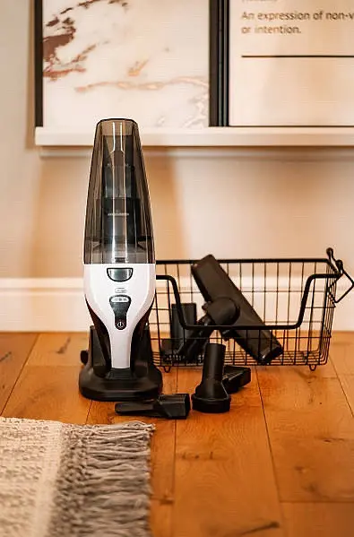 Аккумуляторный ручной пылесос Camry CR 7046 200 Вт - фото 7