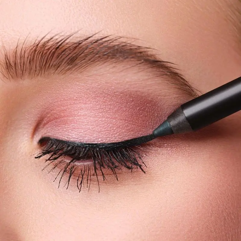 Олівець для очей Artdeco Metallic Eye Liner Long-Lasting відтінок 25 Metallic Emerald 1.2 г - фото 5
