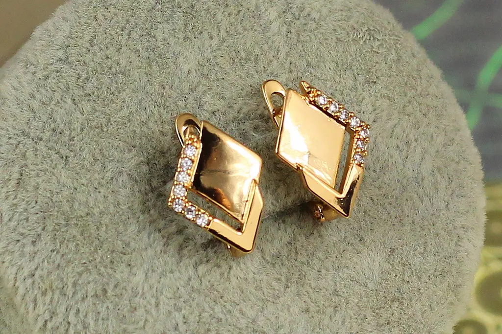 Сережки Xuping Jewelry Подвійний ромб 1,5 см золотисті - фото 2