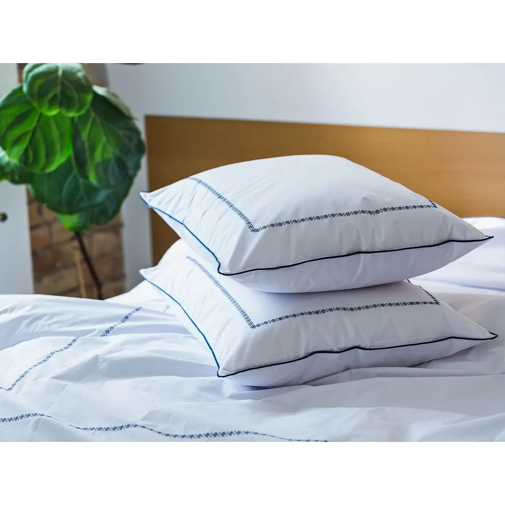 Комплект постільної білизни Ecotton Premium євро перкаль вишивка з синім кантом (25140) - фото 6