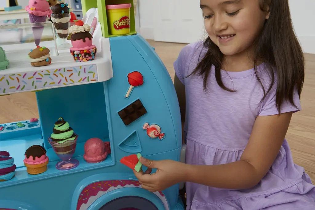 Ігровий набір для ліплення Hasbro Play-Doh Фургон із морозивом (F1039) - фото 3