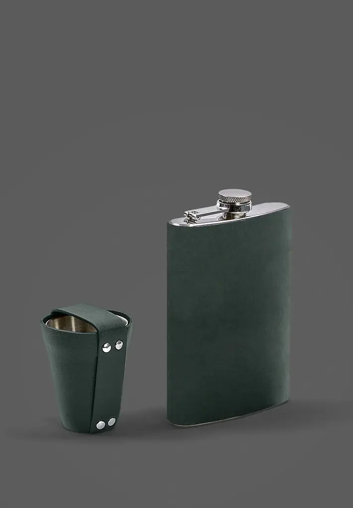 Набір з флягою та чарками в шкіряному чохлі зелений Crazy Horse - фото 2