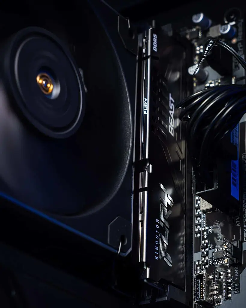 Комп'ютер Master_6602 (RTX 5060 Ti, Ryzen 7 7700, 32 Гб, SSD 1 ТБ) - фото 5