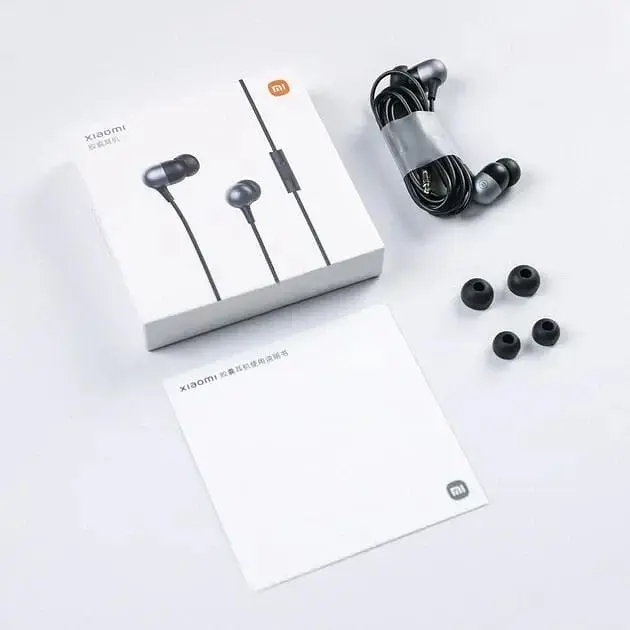 Навушники з мікрофоном Xiaomi Capsule Earphones Black (оригінал) - фото 2