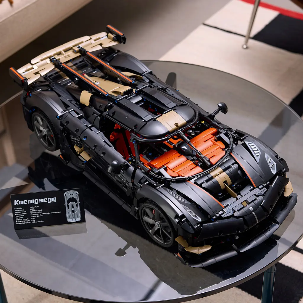 Конструктор LEGO Technic Koenigsegg Sadair's Spear Megacar 4104 ел. (42232) - фото 6