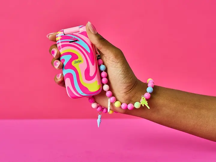 Мобильный телефон HMD Barbie Phone Pink - фото 4