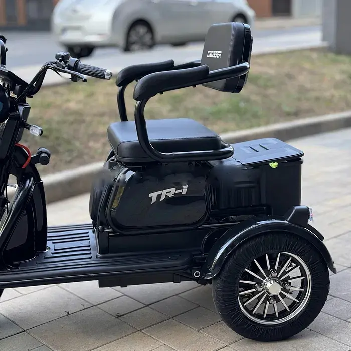 Электроскутер Трехколесный Crosser TR1 (600W, 72V, 20Ah) Черный - фото 6