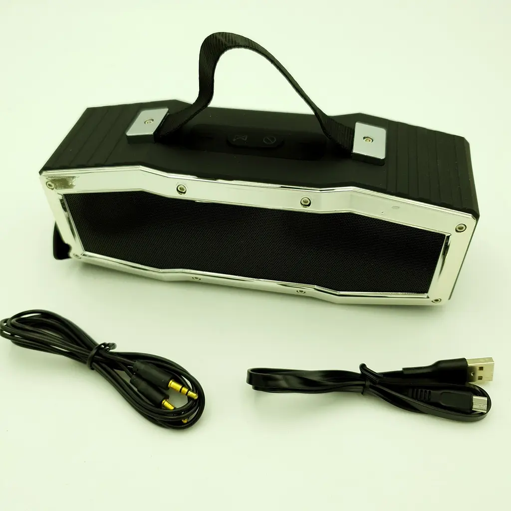 Бездротова акумуляторна колонка Bluetooth акустика FM MP3 AUX USB Hopestar A9 чорний - фото 2