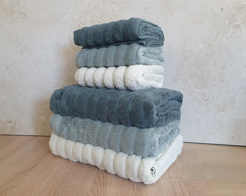 Набір турецьких махрових рушників Cestepe MicroCotton Premium 3 штуки 50x90 + 3 штуки 70х140 Ezgi 6 щільність 600 г/м2 - фото 5
