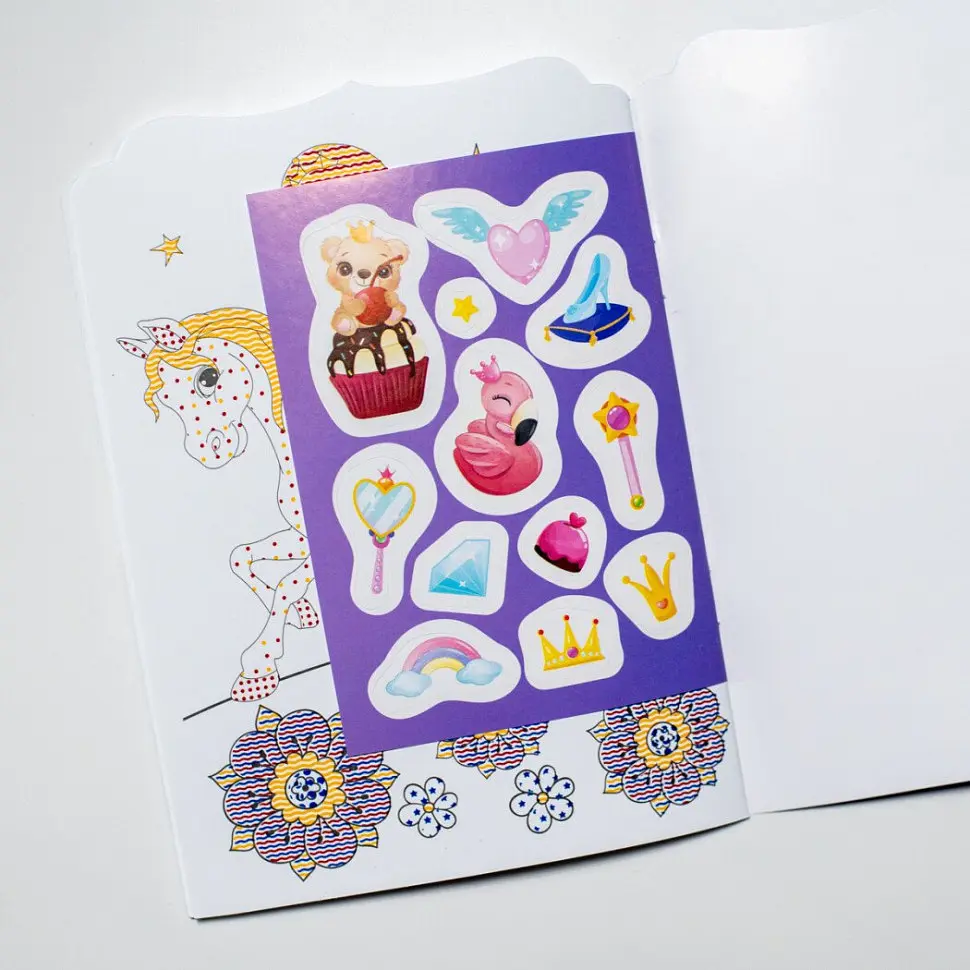 Водная раскраска "Принцессы" Ранок 10171025, 8 страниц, 22 наклейки - фото 10