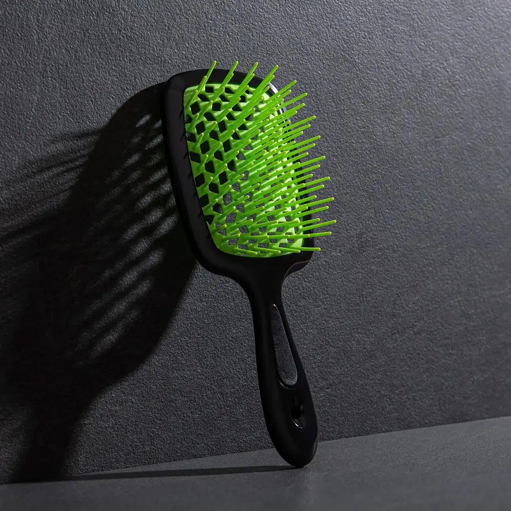 Гребінець щітка для волосся Superbrush Plus Hollow Comb Чорно-салатовий Черно-салатовый 86729 - фото 2