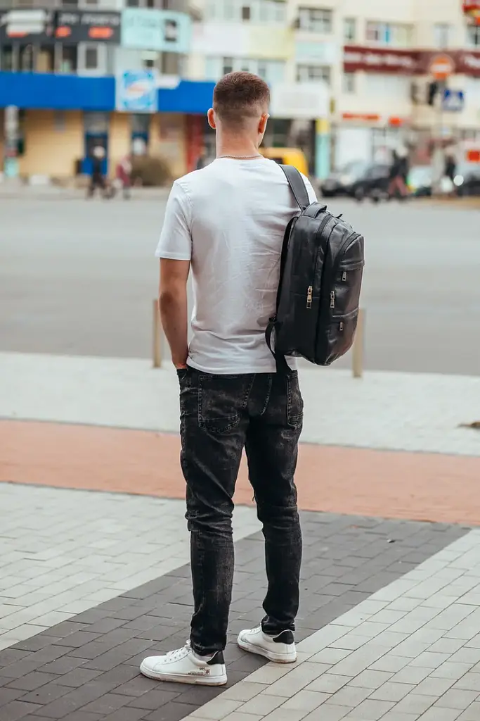 Чоловічий рюкзак для ноутбука та документів з натуральної шкіри Tiding Bag B2-37342A чорний - фото 5