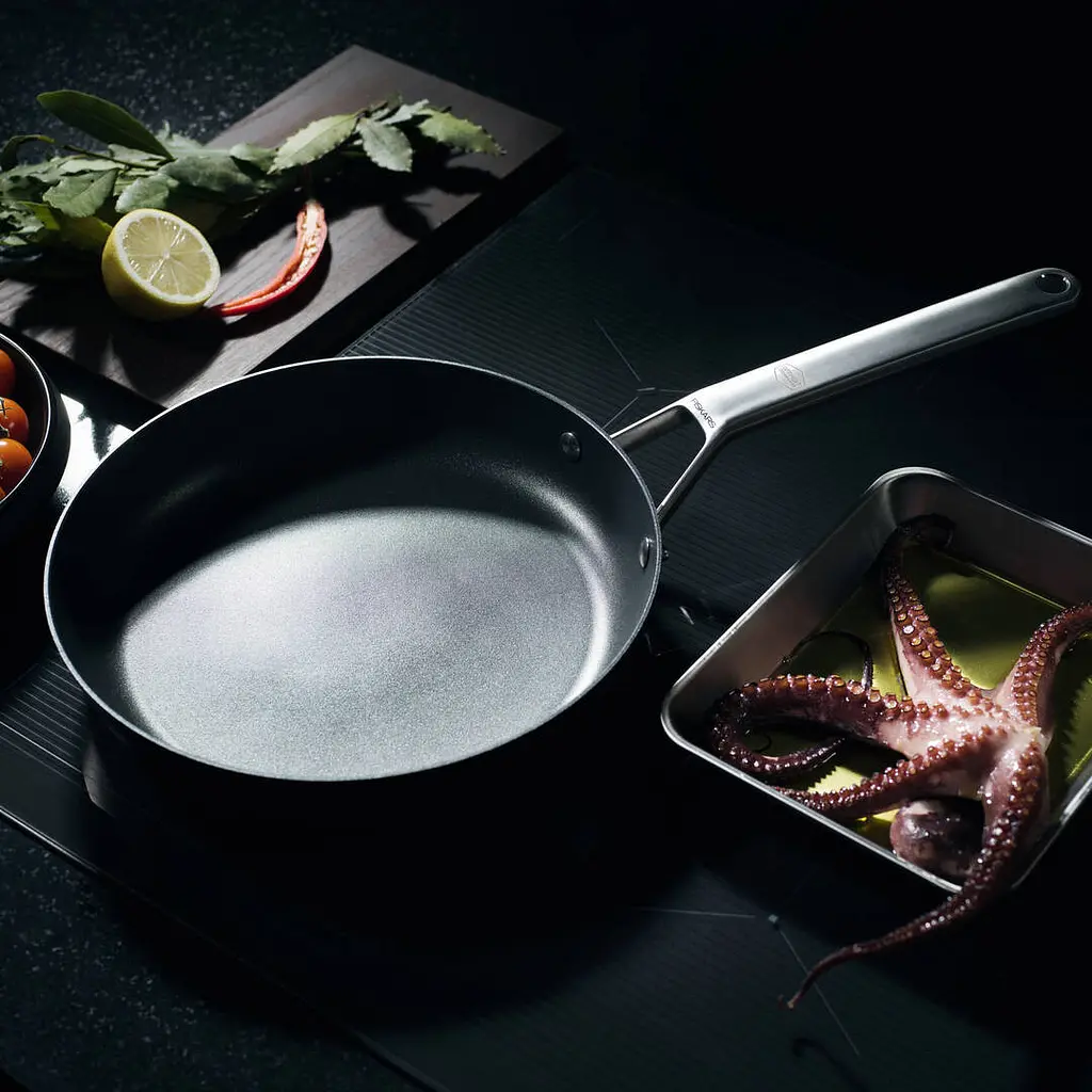Сковорідка Fiskars Taiten OPTIHEAT™, 26 см (1066947) - фото 4