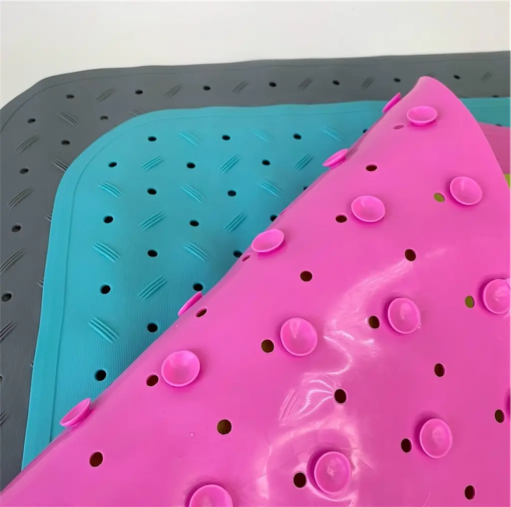 Гумовий килимок на присосках 95х35 у ванну душ резиновий противоскользящий коврик для дорослих дітей на дно ванної кімнати антиковзаючий бірюзовий  - фото 6