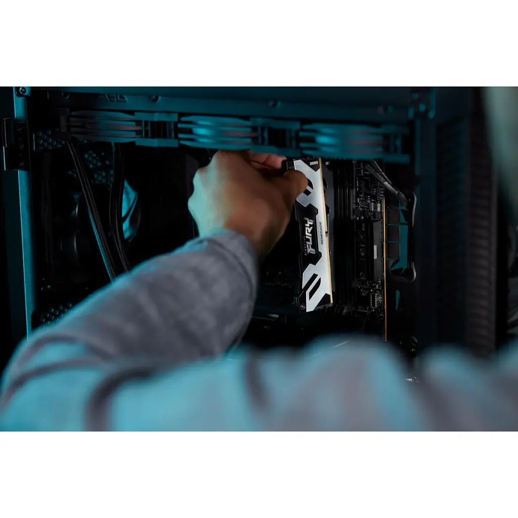 Модуль памяти для компьютера DDR5 96GB (2x48GB) 6000 MHz Renegade Silver XMP Kingston Fury (ex.HyperX) (KF560C32RSK2-96) - фото 7