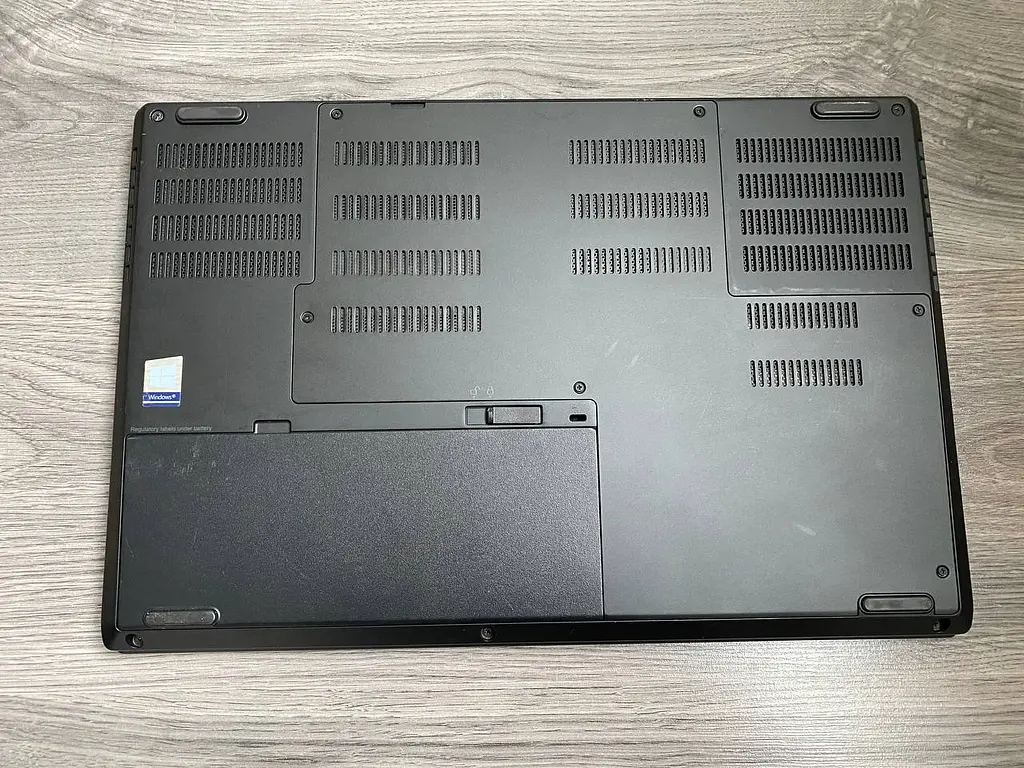 Ноутбук Lenovo ThinkPad P52 (i7-8750H / 32GB / Quadro P1000 4GB) Refurbished - фото 11