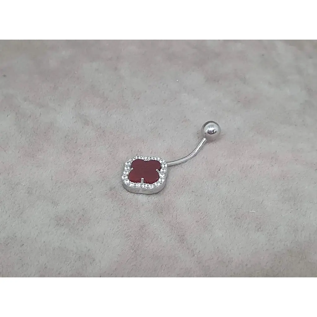 Серебряная серьга для пирсинга пупка Ирий Клевер с красным гранатом. 6025.4 - фото 2