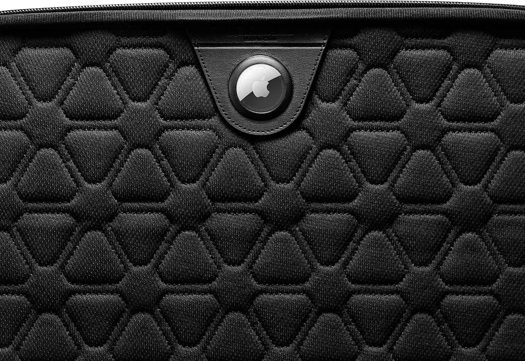 Чохол-папка Spigen Rugged Armor Pro Pouch Black для MacBook Pro 14" [AFA04270] [81246] - фото 6