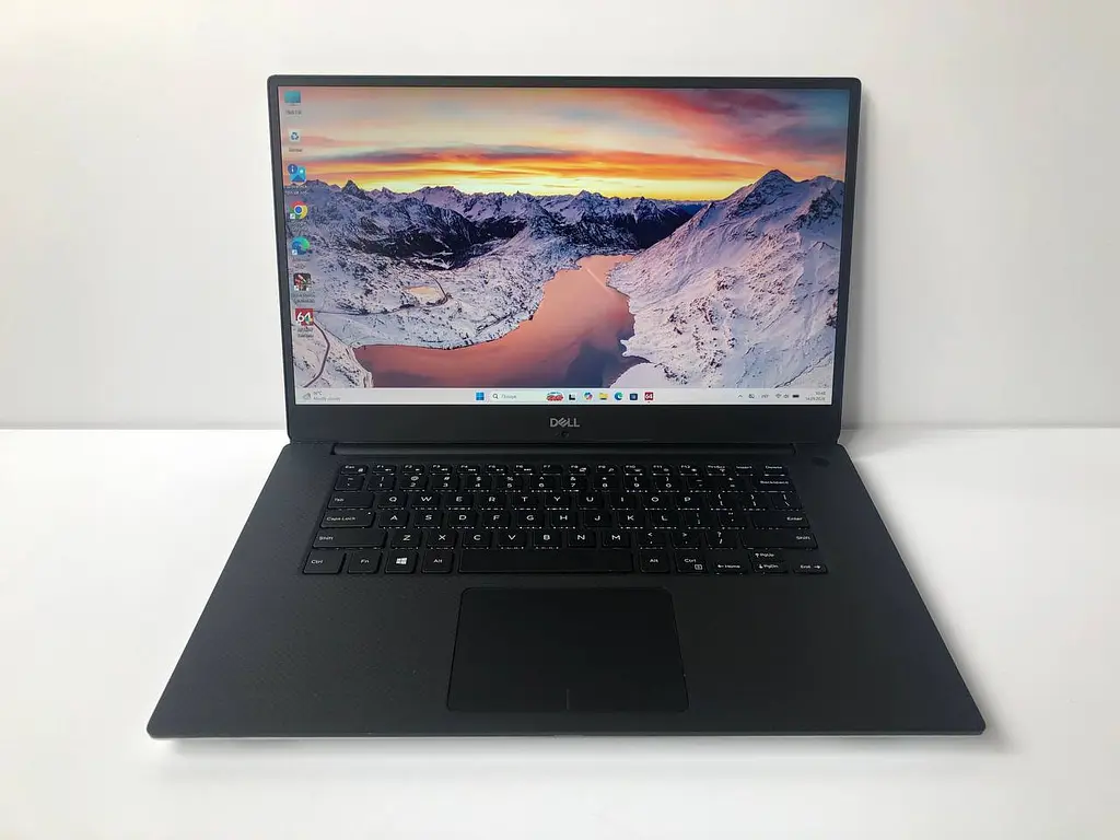 Ноутбук DELL XPS 15 9570 (i7-8750H / 16GB / SSD 256GB / GTX 1050 Ti 4GB) б/в - фото 2