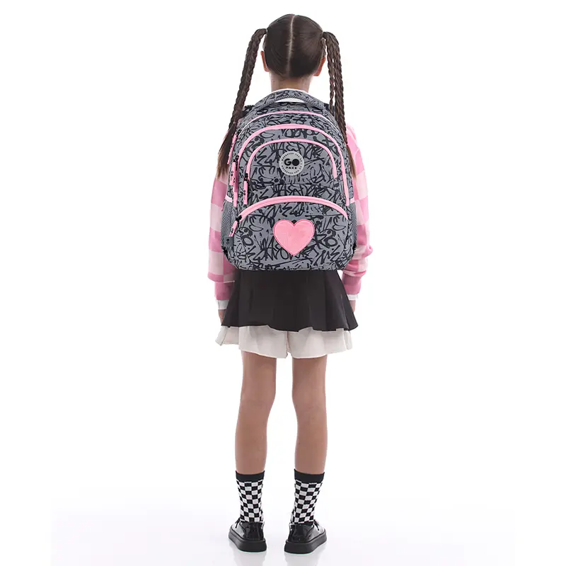 Рюкзак GoPack Education 175M-4 Fluffy Heart Серо-розовый (GO26-175M-4) - фото 17