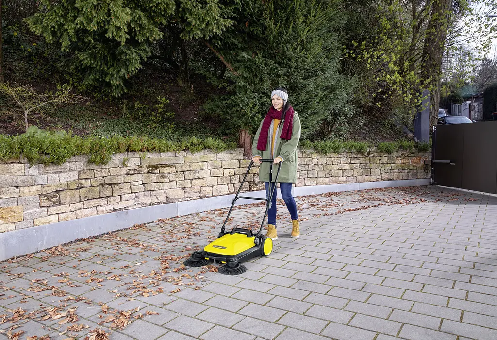Підмітальна машина Karcher S 4 Twin (1.766-360.0) - фото 2