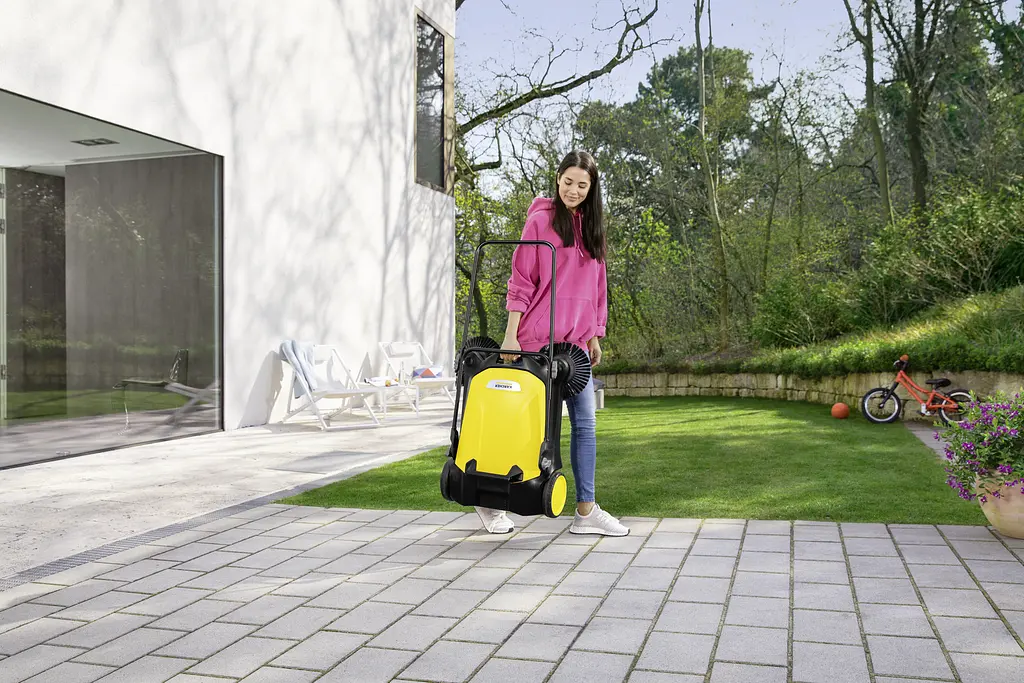 Ручна підмітальна машина Karcher S 4 Twin 2 в 1 (1.766-365.0) - фото 7