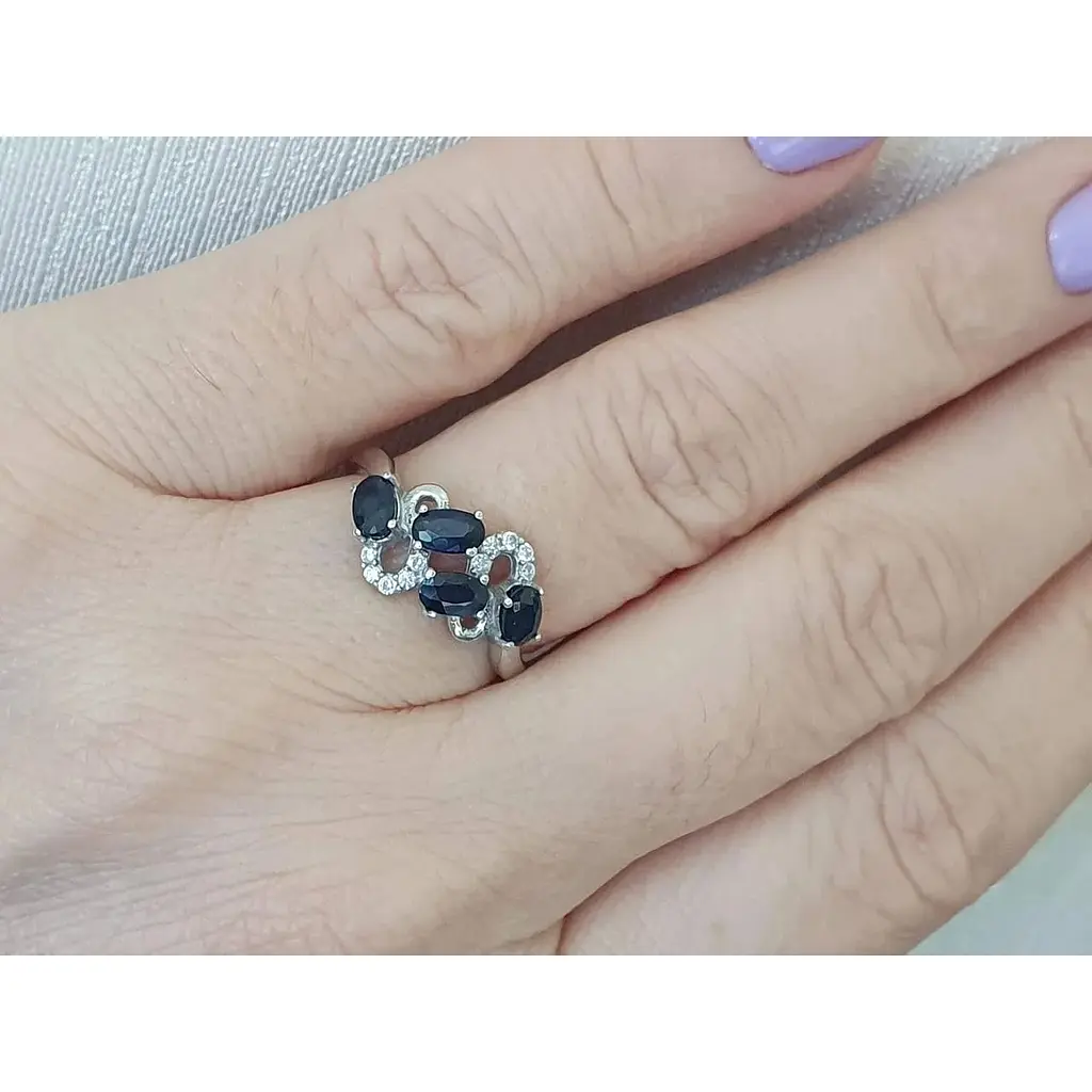 Срібне кільце Агні Абриель з фіанітами і сапфіром. 1026/1Р-SPH 17 - фото 2