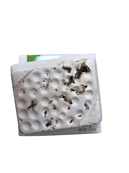 Мінеральний камінь для гризунів Lolo Pets овочі 40 г LO-71059 - фото 2
