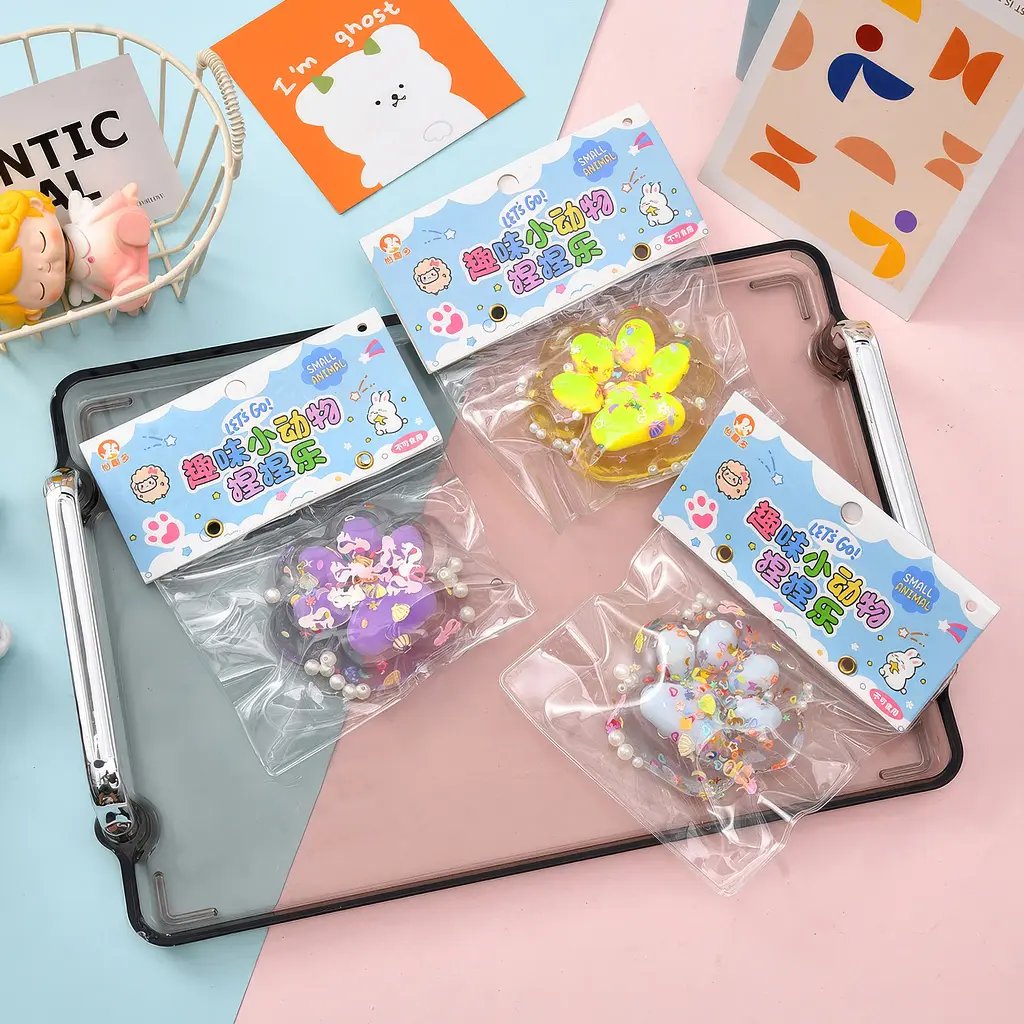 Сквіш антістрес UFT Squish Cat Paw кото лапка Transparent Lightgreen - фото 3