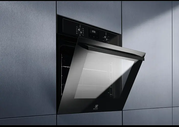 Духова шафа електрична Electrolux 65 л A дисплей конвекція чорний - фото 4