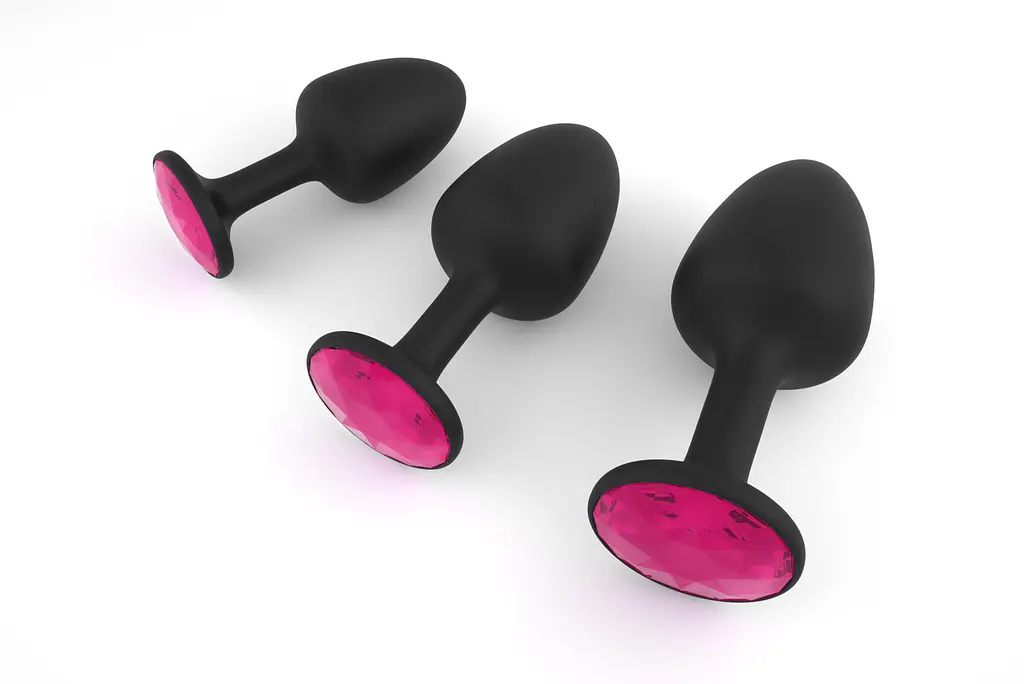 Анальна пробка зі зміщеним центром ваги та кристалом Dorcel Geisha Plug Ruby M, 8х3.2 см, червоний - фото 2