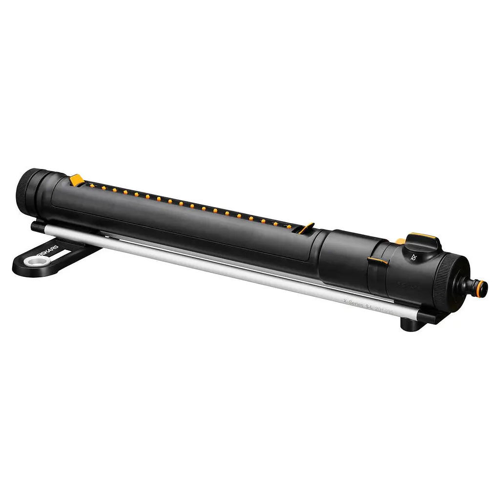 Дощувач Fiskars X-Series L осцилюючий (1070831)