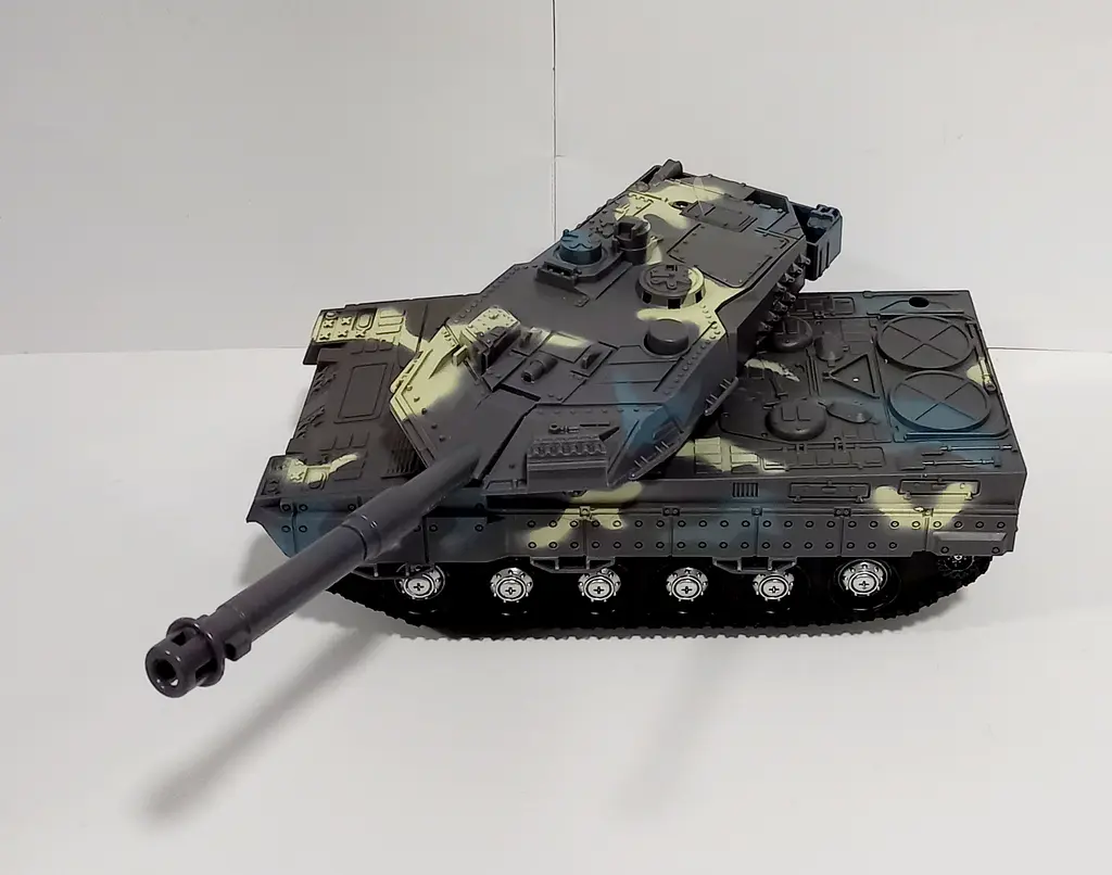 Танк 383-23 D/24D/24D1 Tank Model, світло, інерція, у слюді (6983903110455) Сірий - фото 3