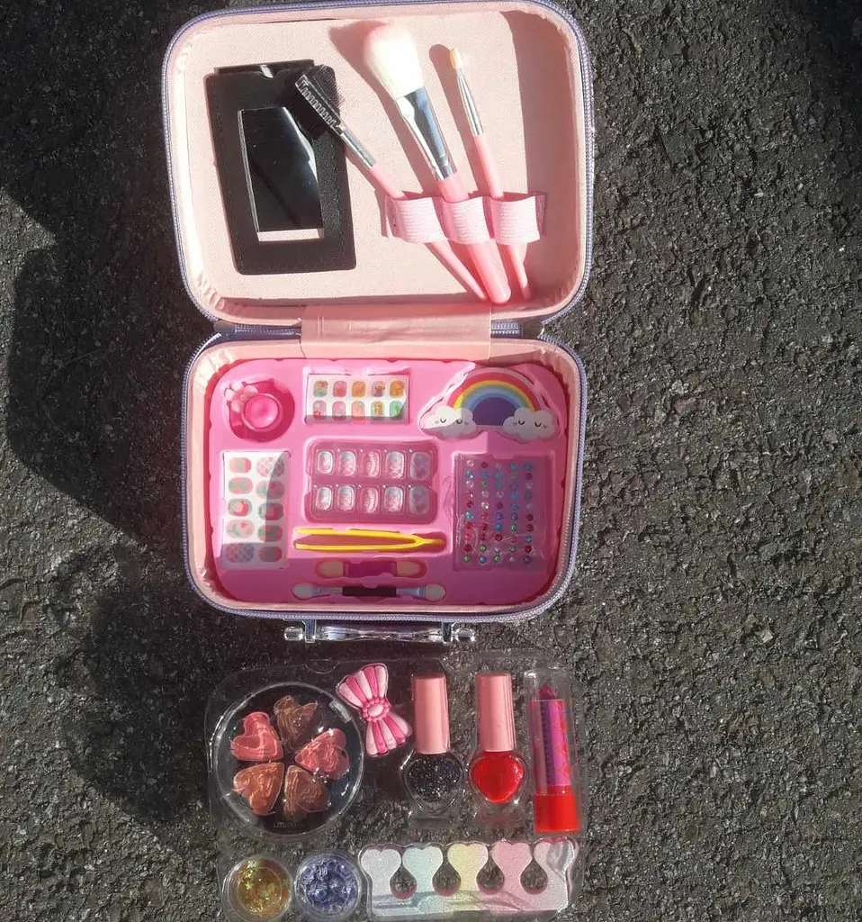 Косметичний набір для дітей дівчаток 2 в 1 Beauty Make Up у рожевій валізці - фото 7