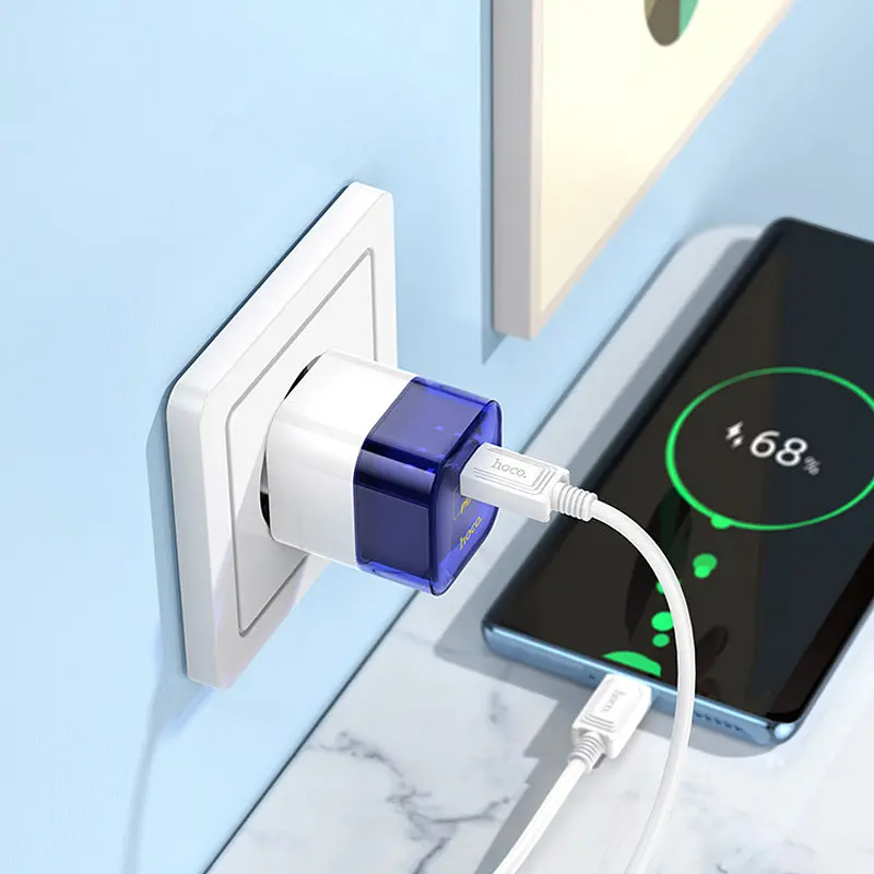 СЗУ Hoco C125A Transparent PD20W (1USB-C) + кабель Type-C to Type-C - фото 6