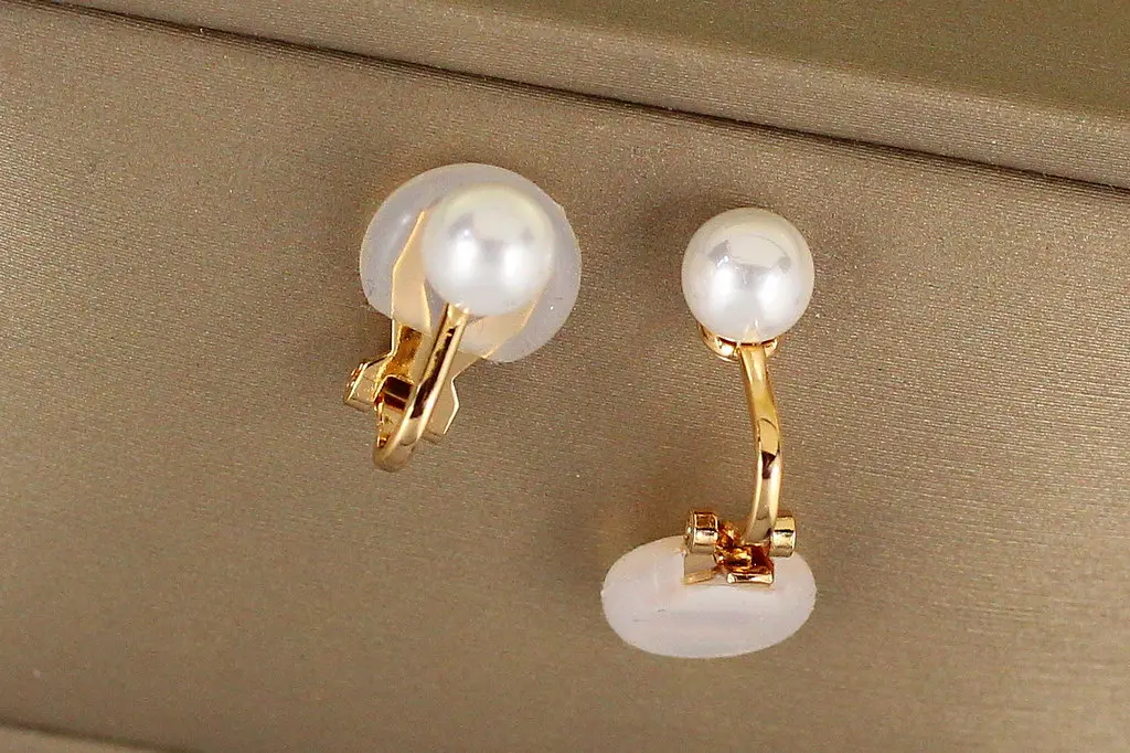 Сережки кліпси Xuping Jewelry перлина 1,5 см золотисті - фото 2