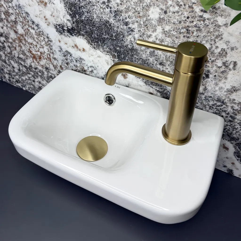 Умивальник VBI Cupi L підвісний 36x22 см white VBI-015627