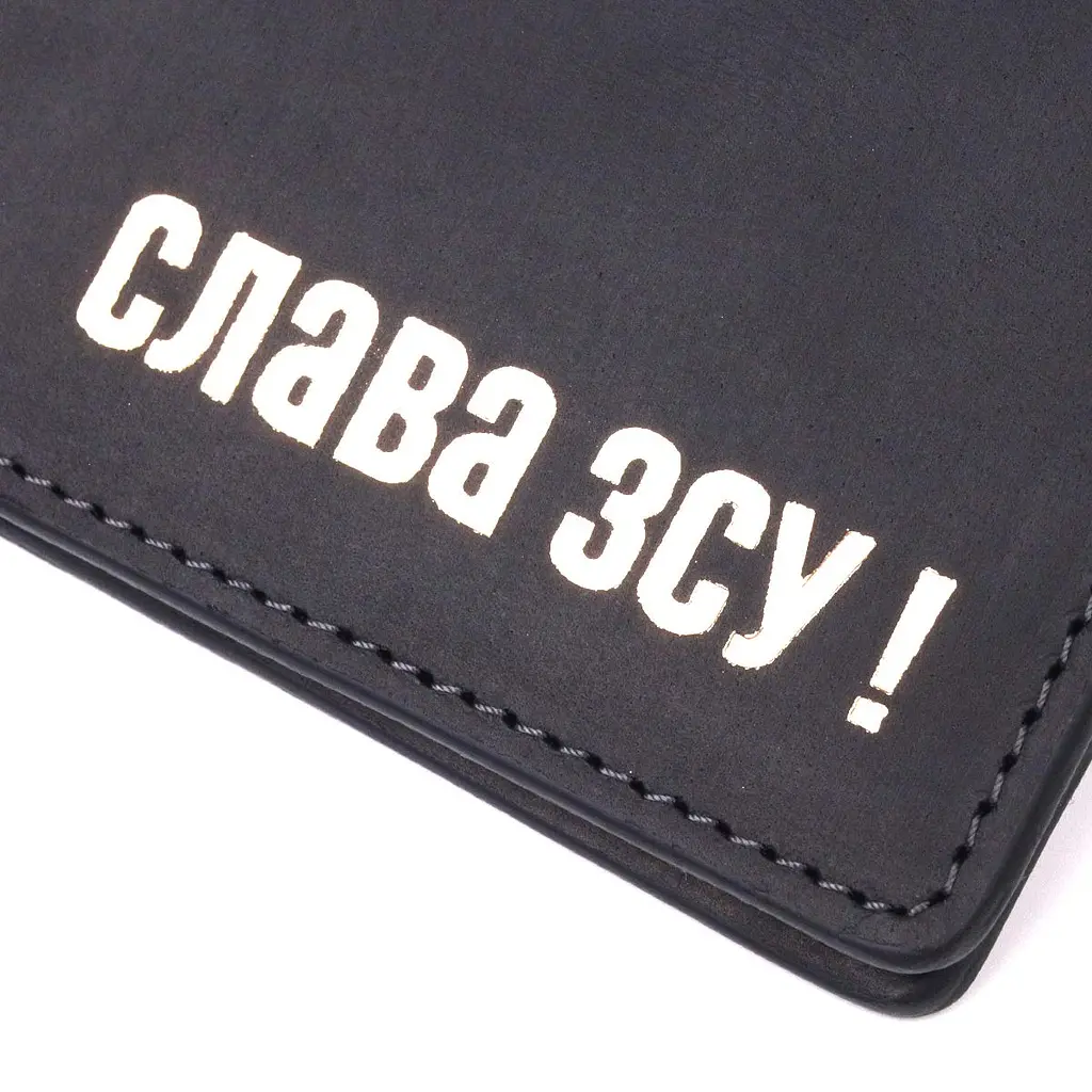 Відмінний шкіряний гаманець без застібки Слава ЗСУ Grande Pelle 16754 чорний - фото 7