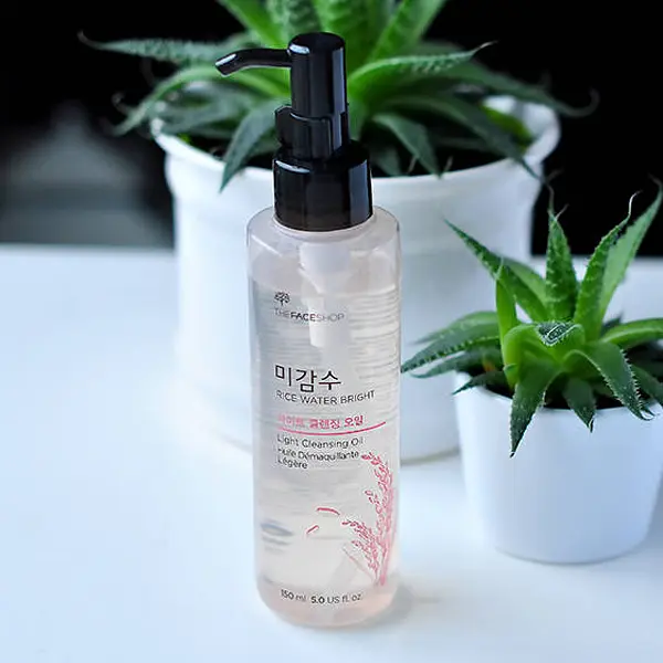 Гидрофильное масло для лица The Face Shop Rice Water Bright Cleansing Light Oil 150 мл - фото 2