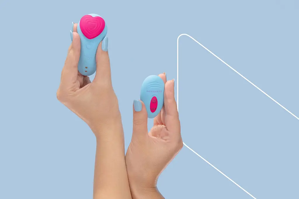 Вібратор у трусики FairyGasm HeartGem blue, на магніті, пульт ДК - фото 10